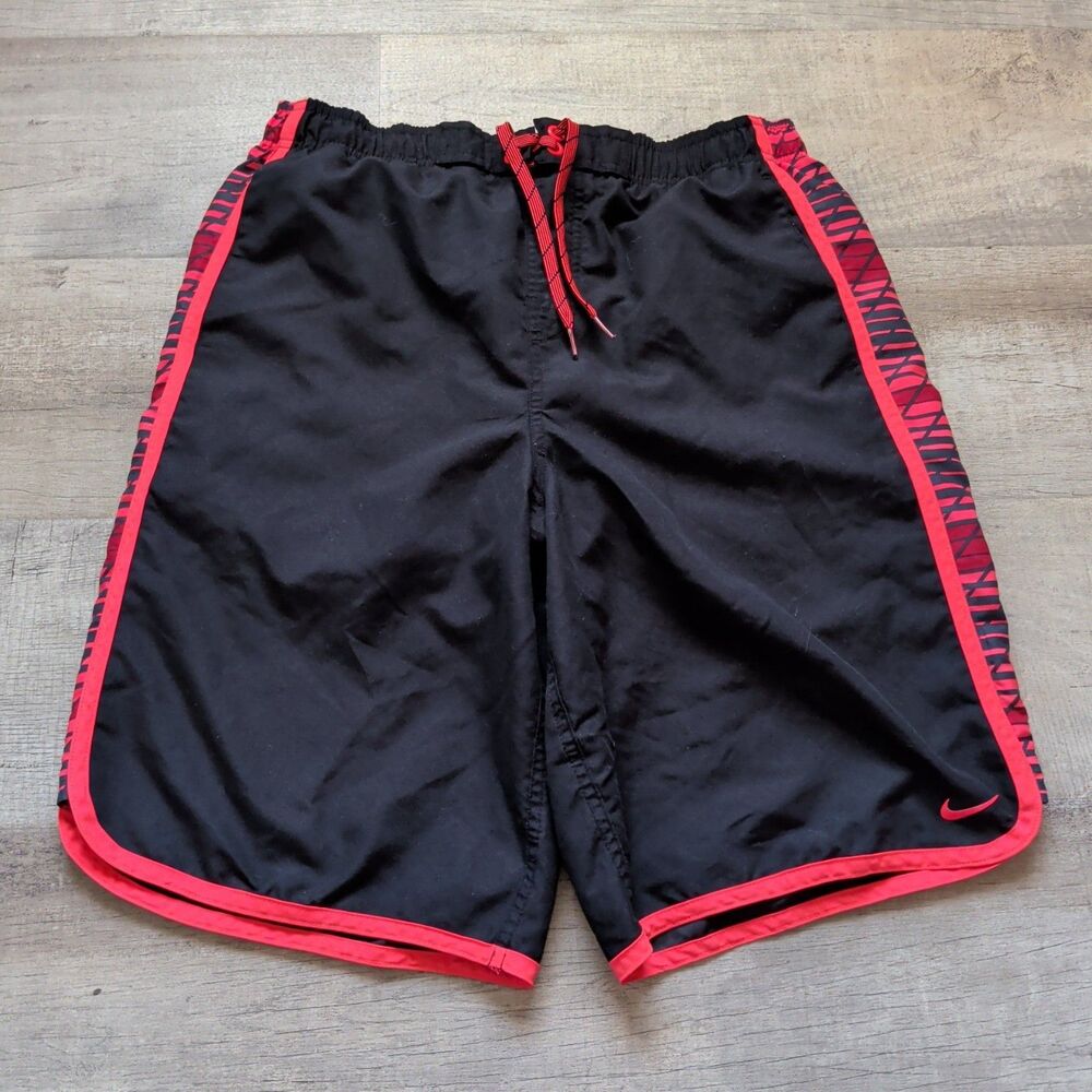 ​Nike Swim Trunks Men's Medium Black Red Graphic Pattern Board Shorts EUC